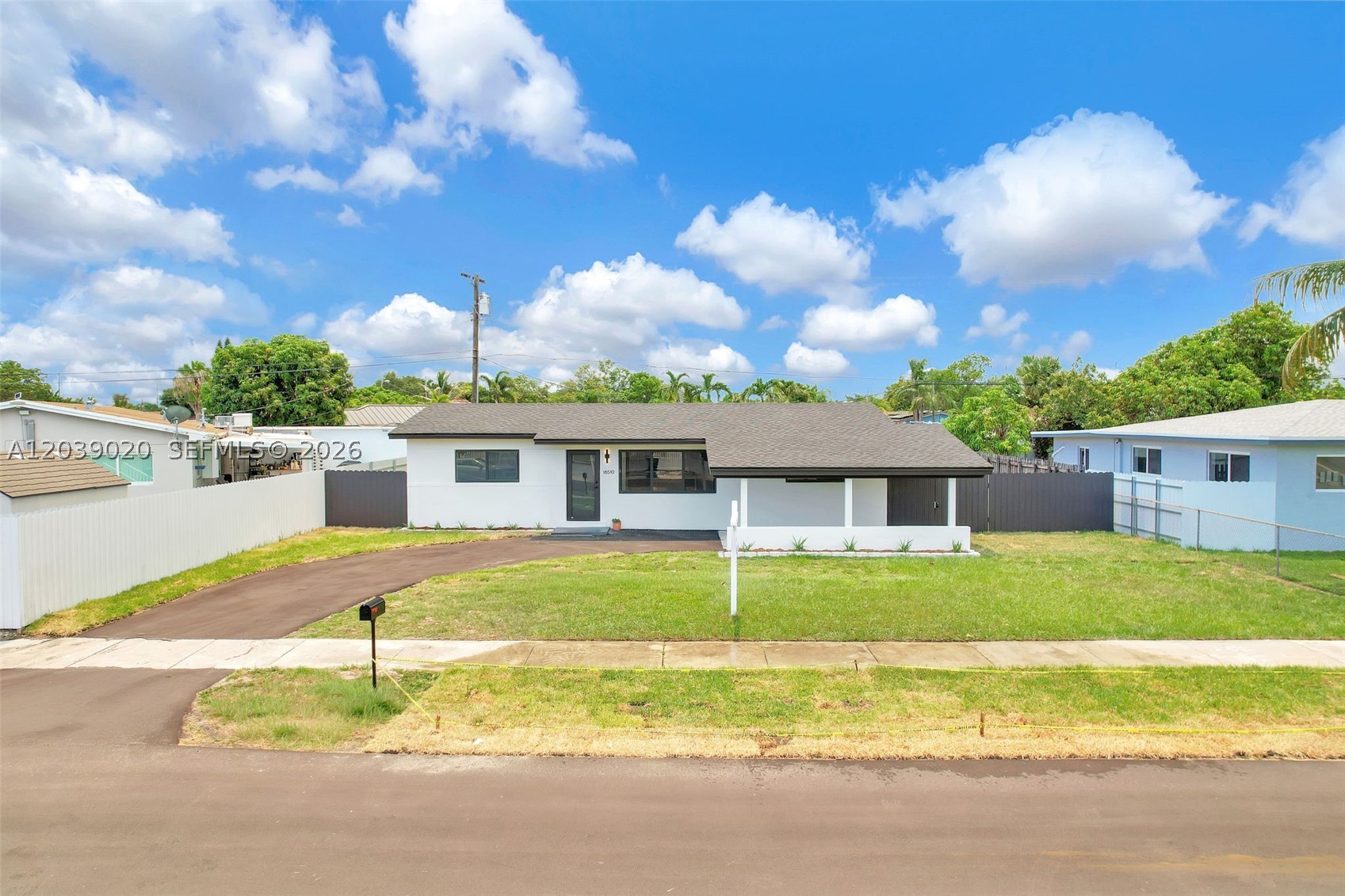 18510 NW 42nd Pl, Miami Gardens FL 33055