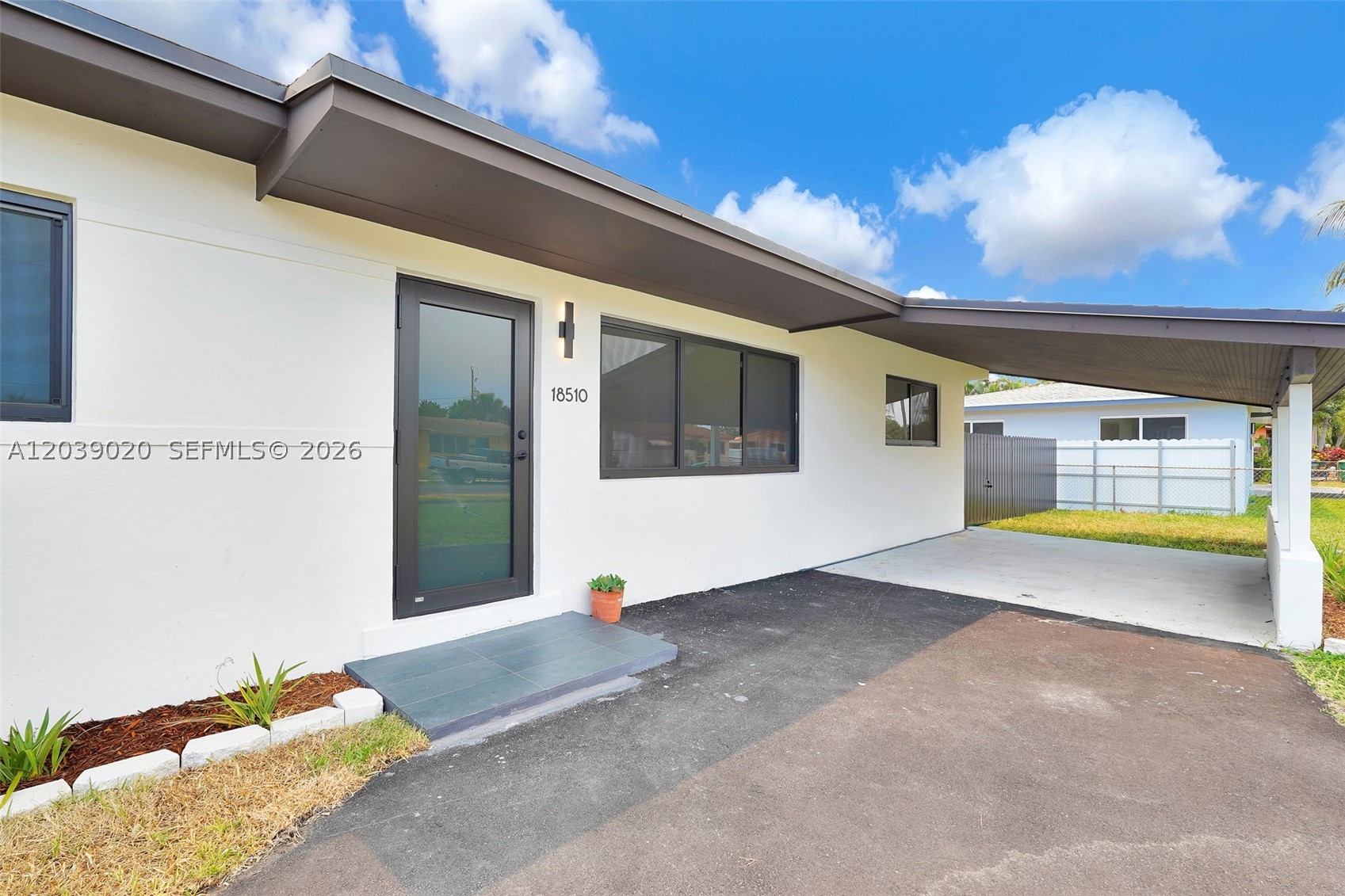 18510 NW 42nd Pl, Miami Gardens FL 33055