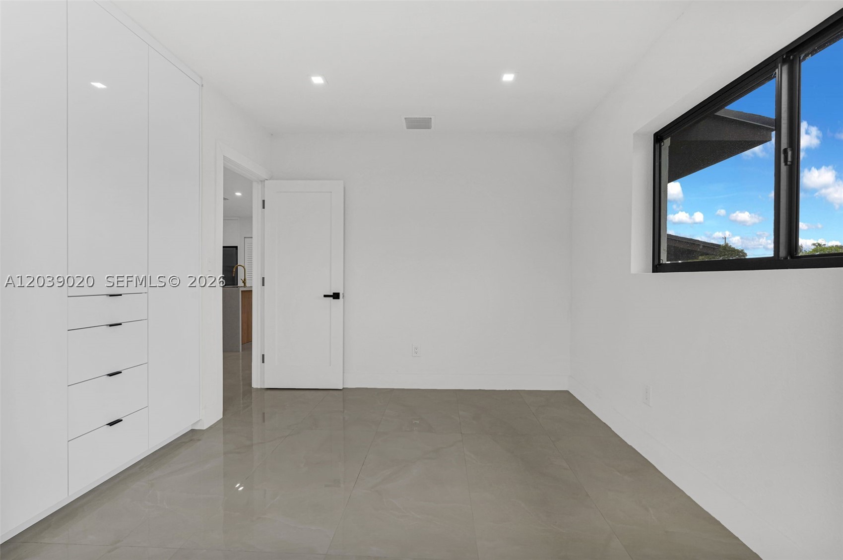 18510 NW 42nd Pl, Miami Gardens FL 33055