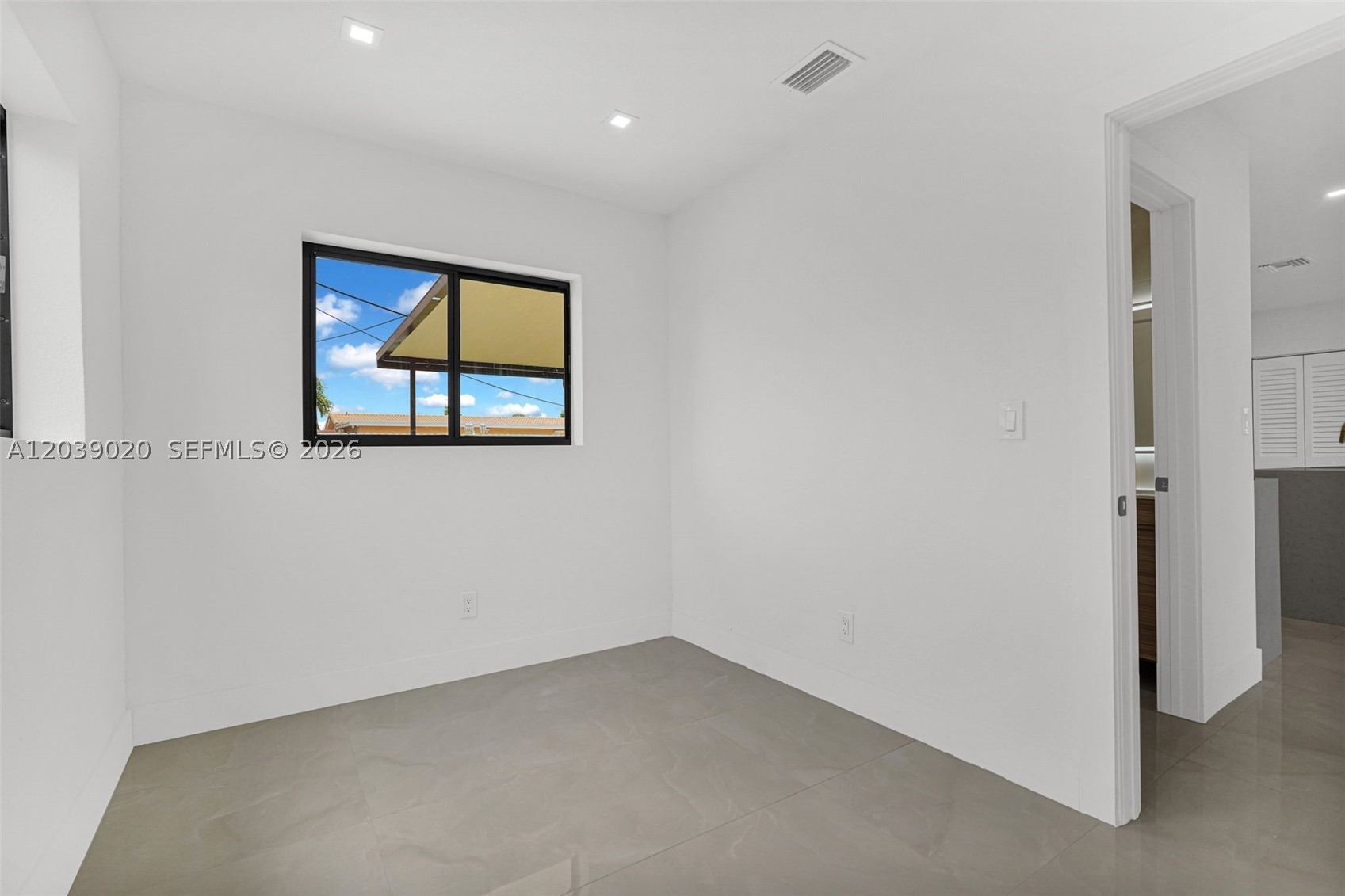 18510 NW 42nd Pl, Miami Gardens FL 33055