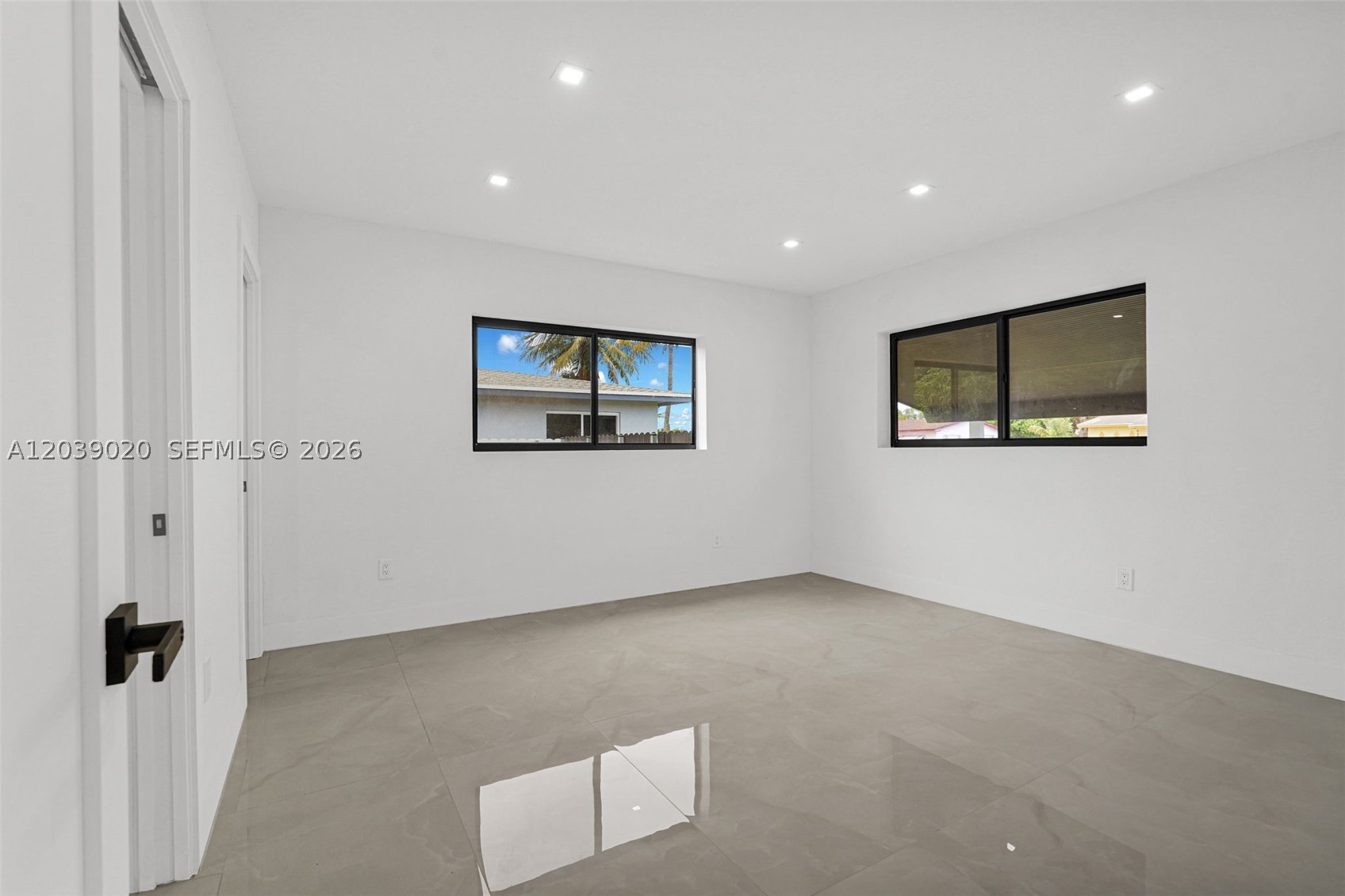 18510 NW 42nd Pl, Miami Gardens FL 33055