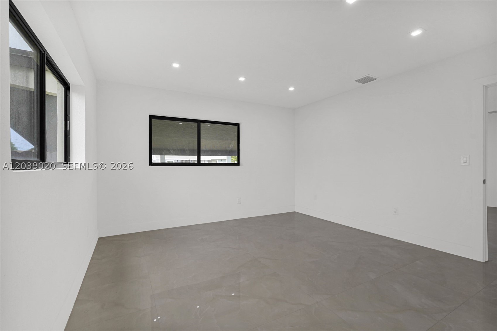 18510 NW 42nd Pl, Miami Gardens FL 33055