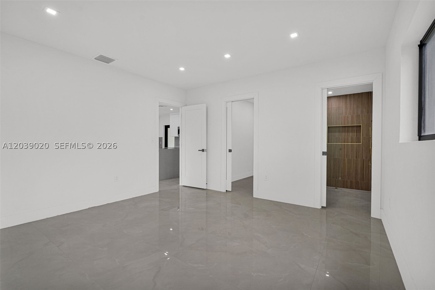 18510 NW 42nd Pl, Miami Gardens FL 33055
