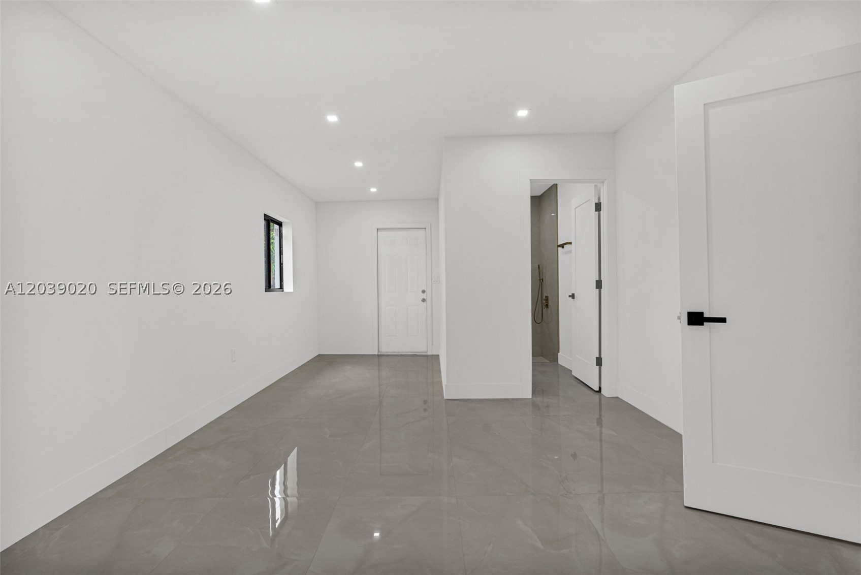 18510 NW 42nd Pl, Miami Gardens FL 33055