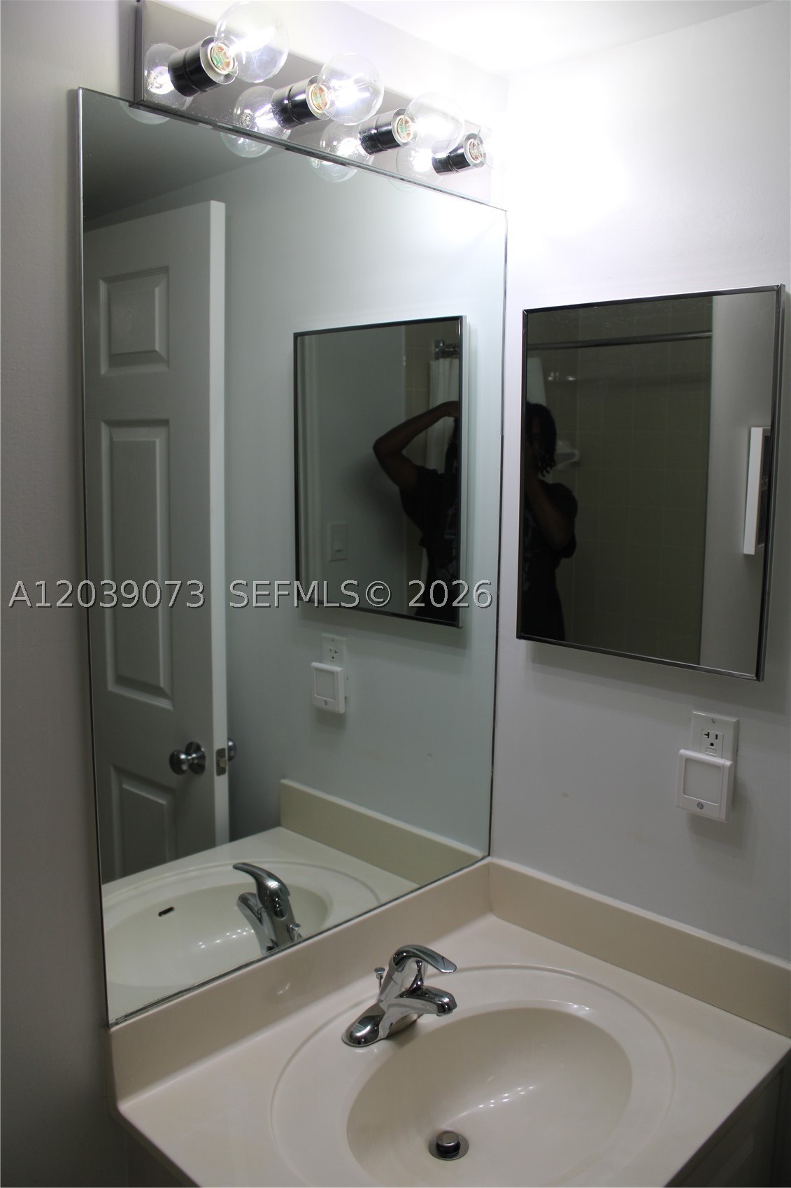 519 E Sheridan St #1082, Dania Beach FL 33004