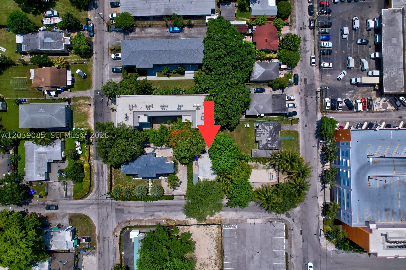 8280 NE 1st Pl, Miami FL 33138