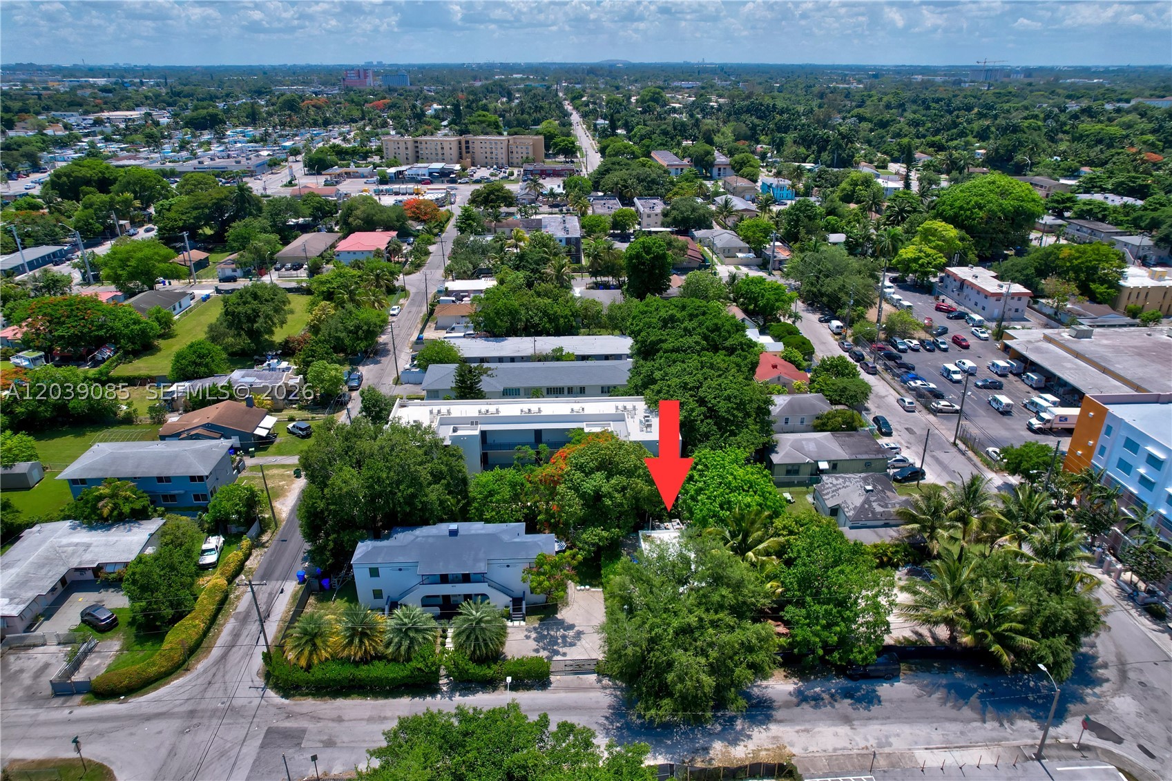 8280 NE 1st Pl, Miami FL 33138
