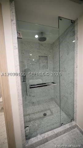 1000 Brickell Plz #4905, Miami FL 33131