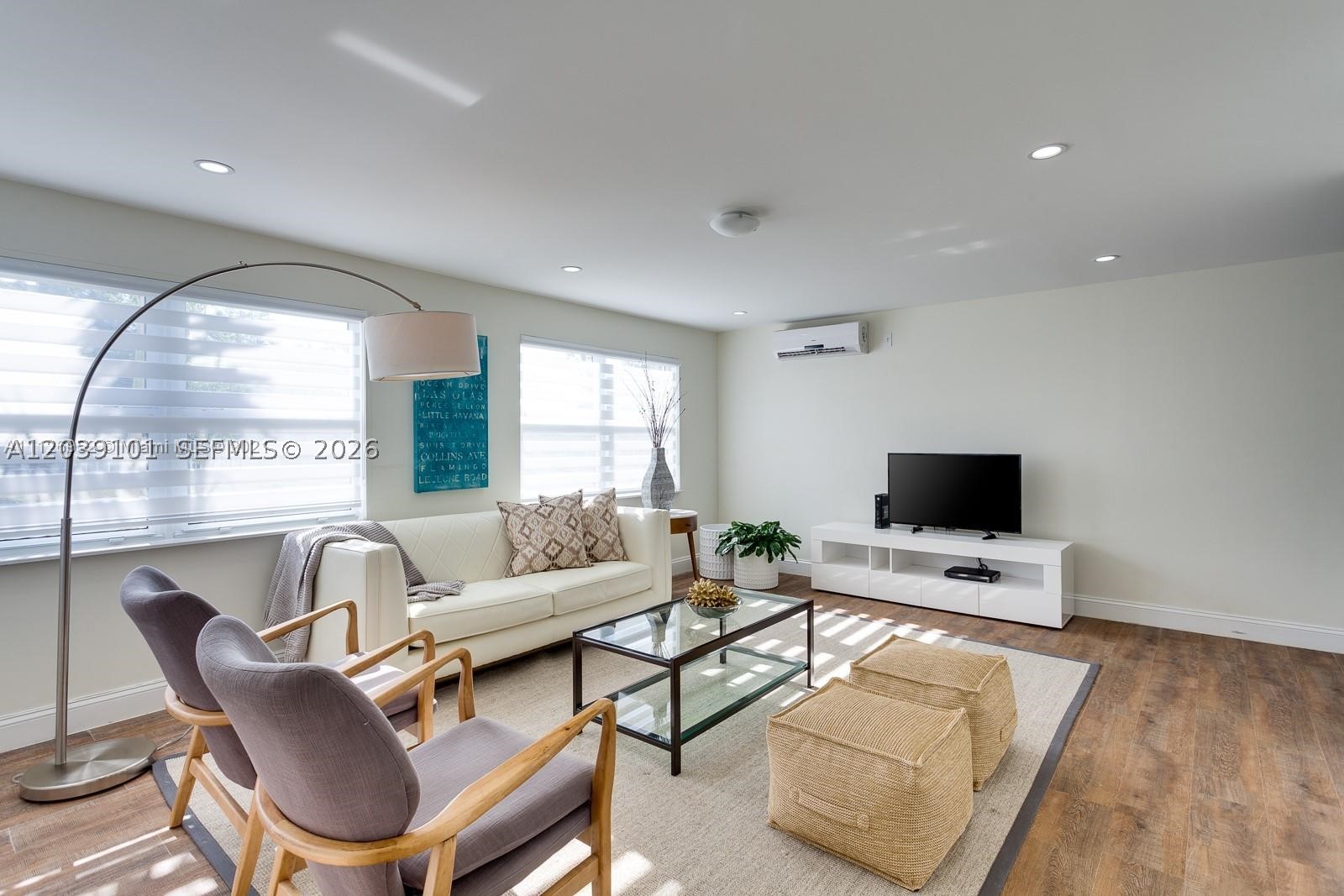 6260 SW 58th Pl, South Miami FL 33143