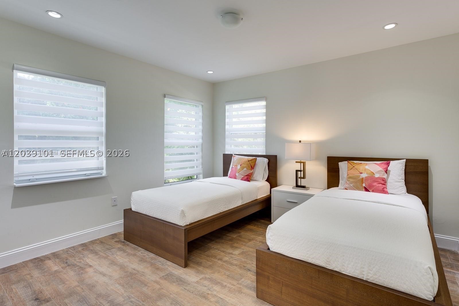 6260 SW 58th Pl, South Miami FL 33143