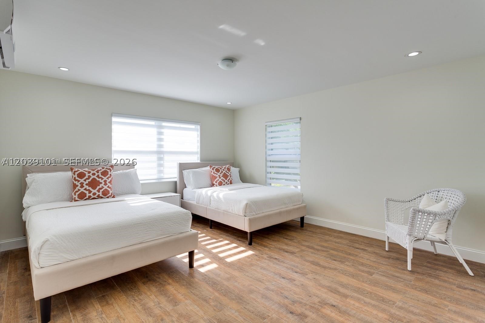 6260 SW 58th Pl, South Miami FL 33143