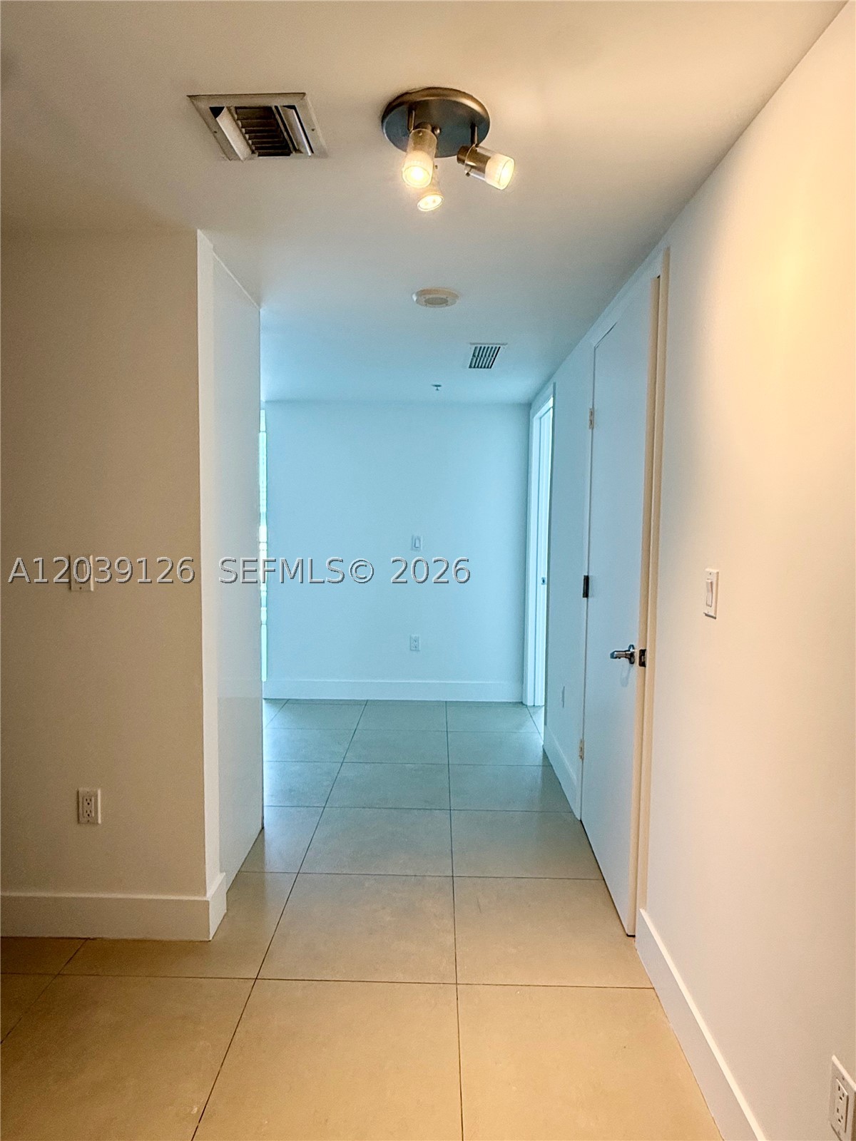 92 SW 3rd St #503, Miami FL 33130