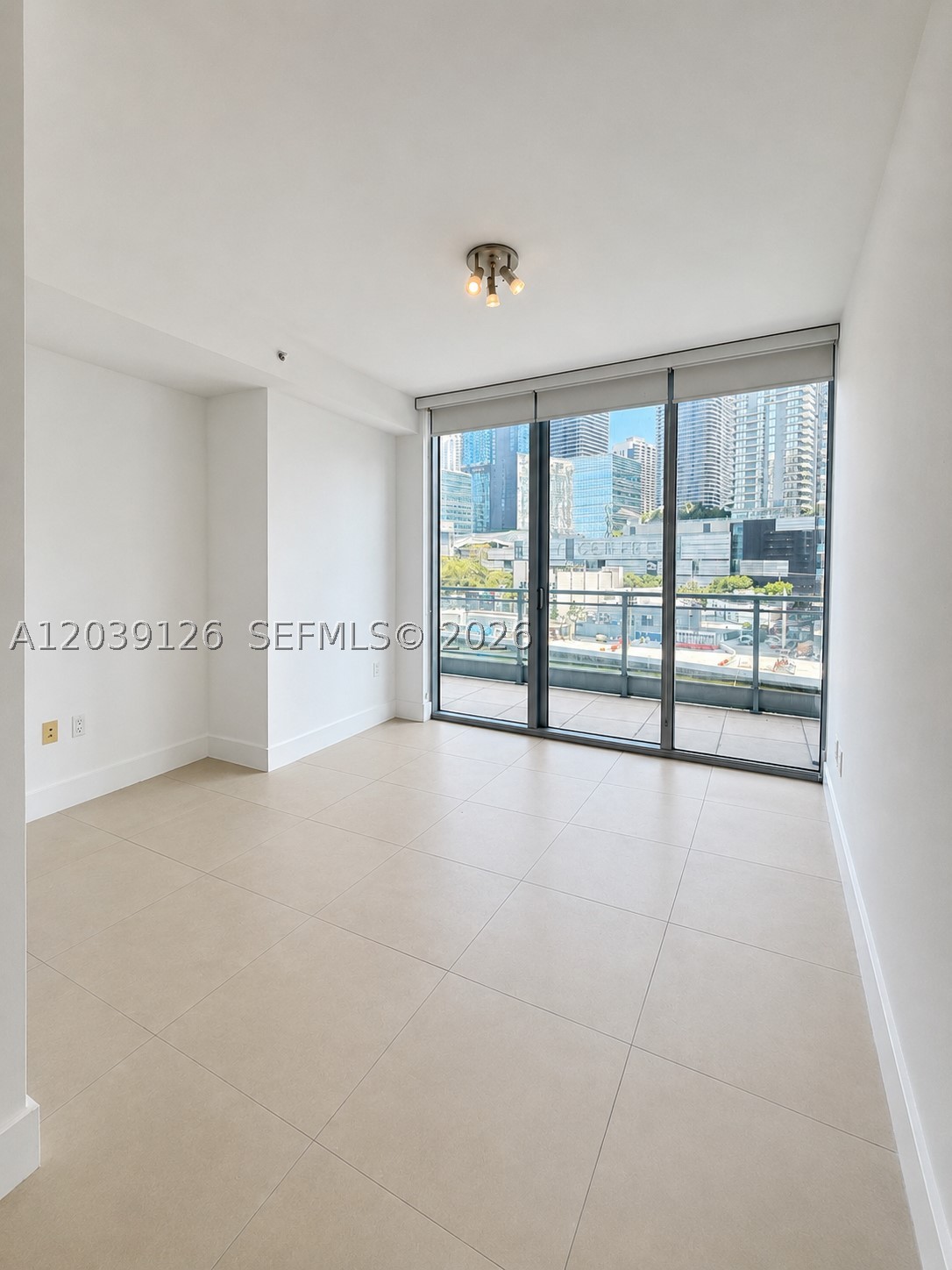 92 SW 3rd St #503, Miami FL 33130
