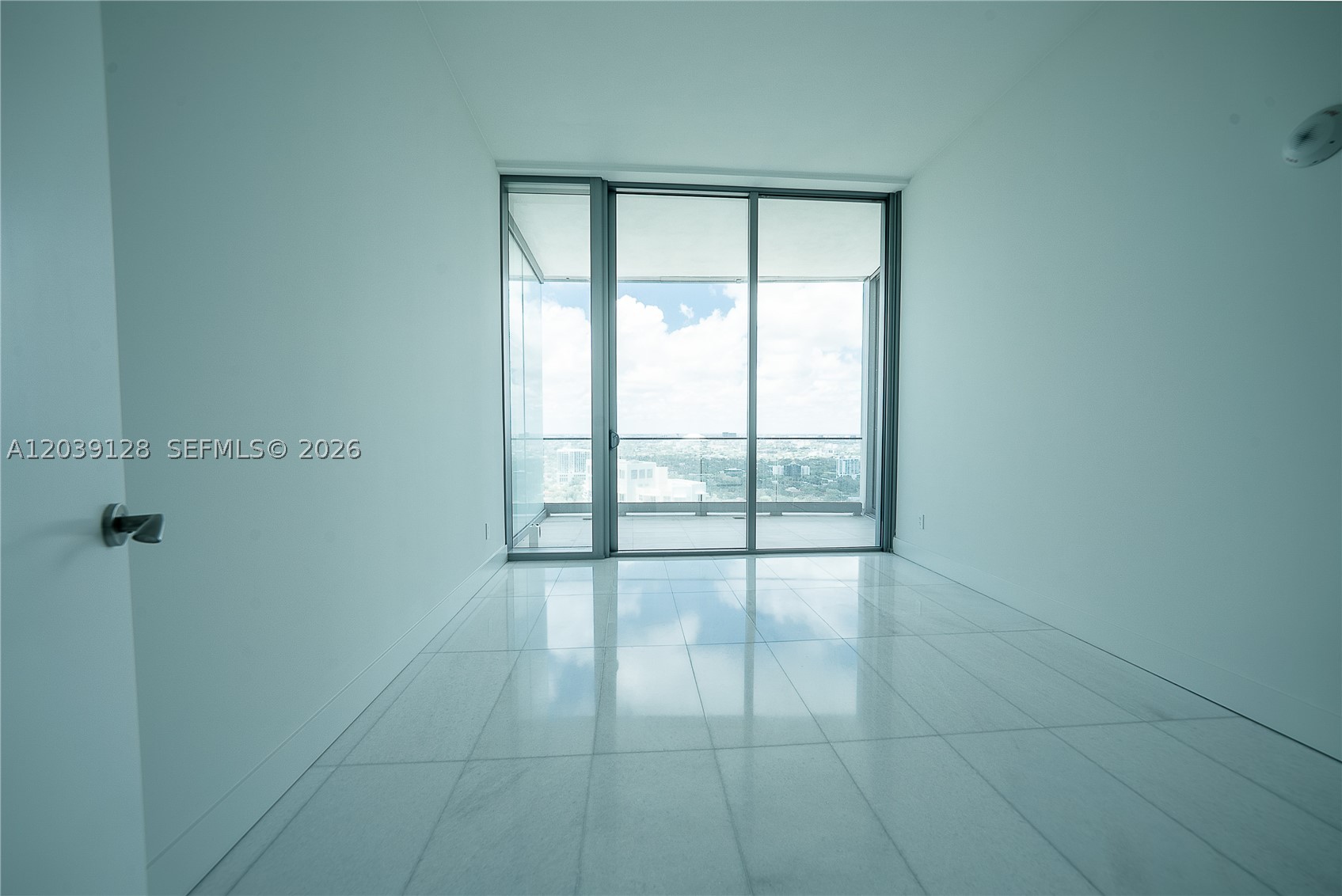 Miami FL 33129 - A12039128