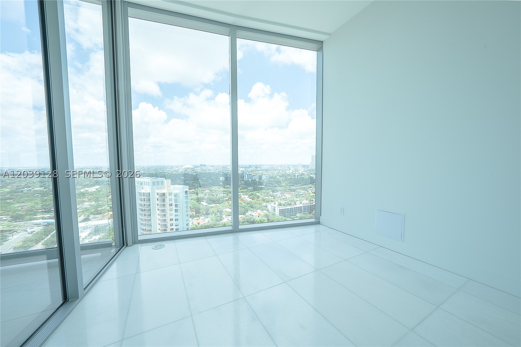 Miami FL 33129 - A12039128