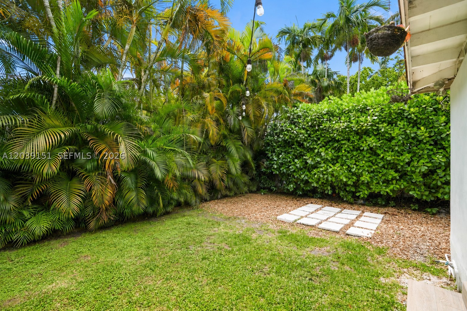 6150 SW 16th Ter, West Miami FL 33155