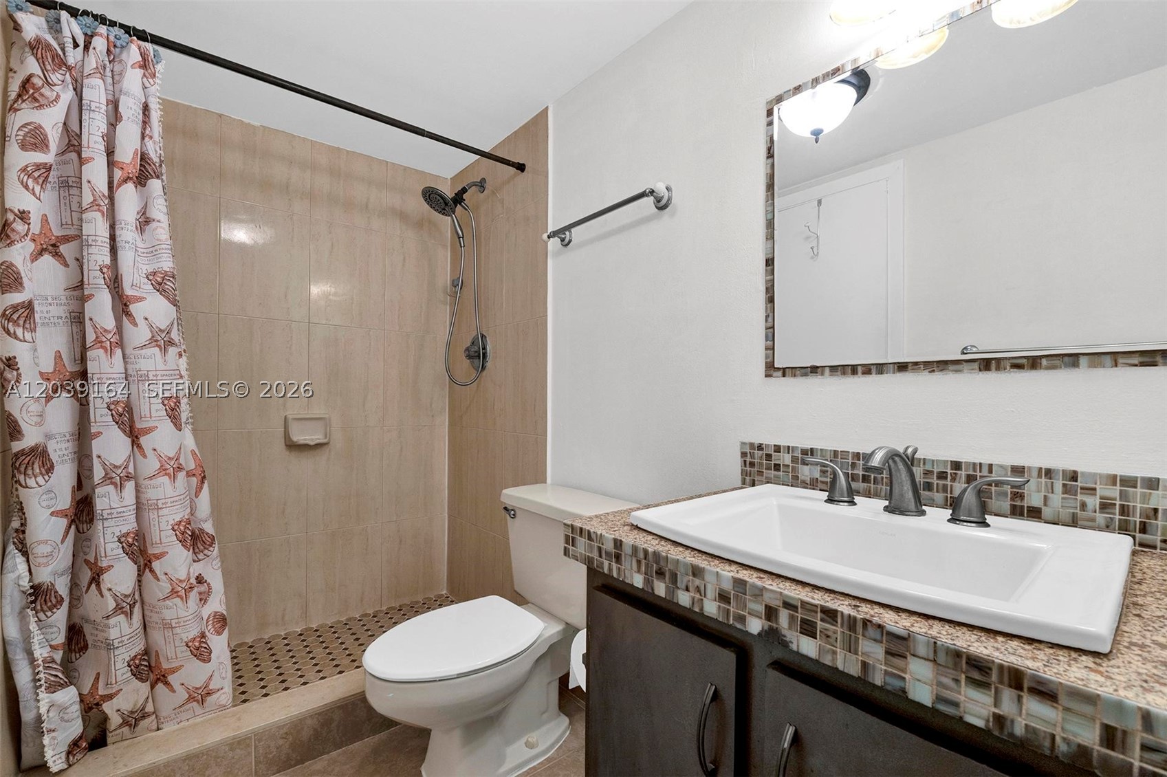 431 SE 3rd St #402, Dania Beach FL 33004