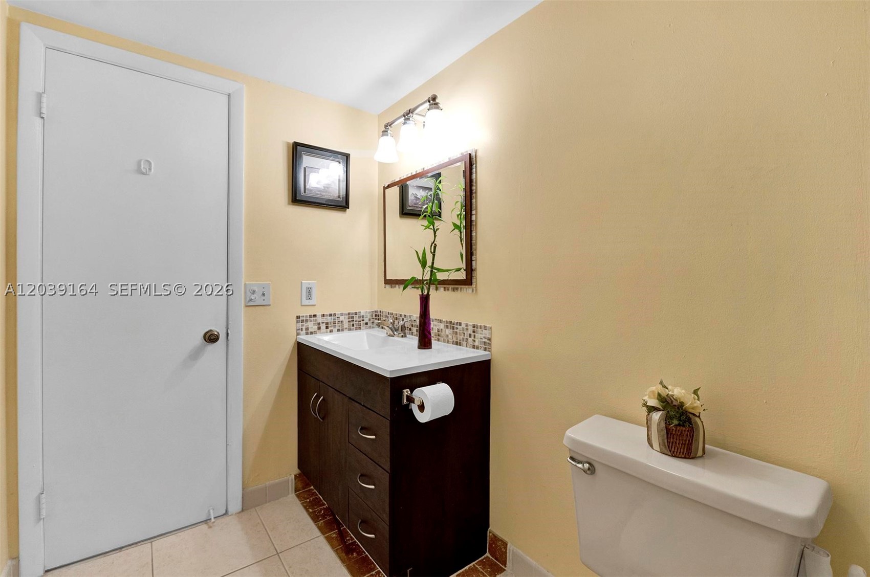 431 SE 3rd St #402, Dania Beach FL 33004