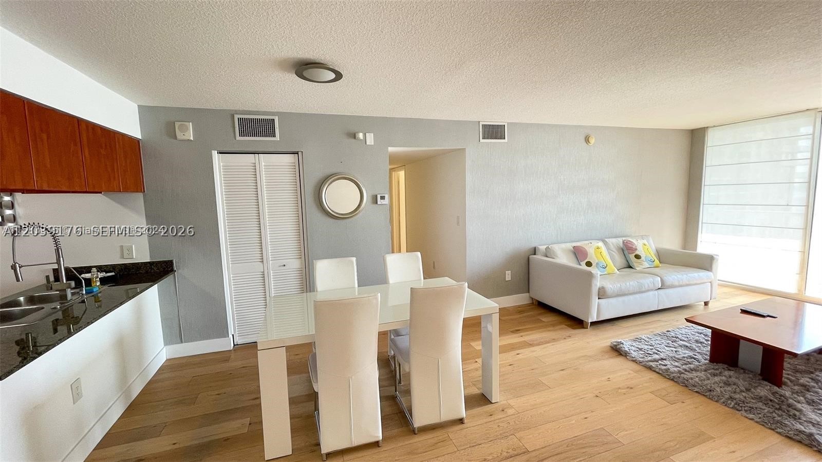 1200 Brickell Bay Dr #1702, Miami FL 33131