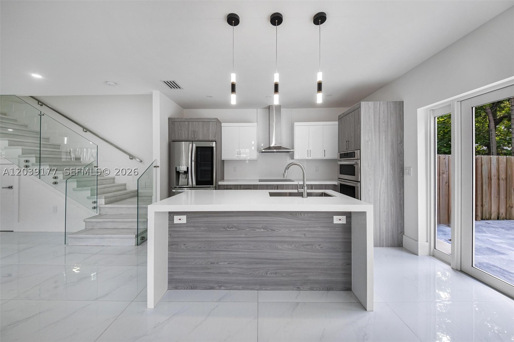 3142 Carter St #3142, Miami FL 33133
