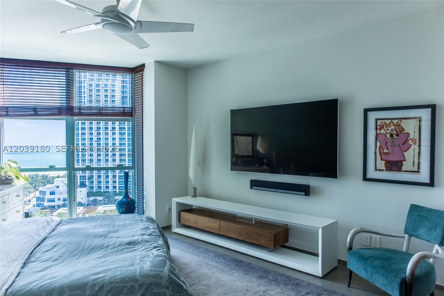 300 S Pointe Dr #1502, Miami Beach FL 33139