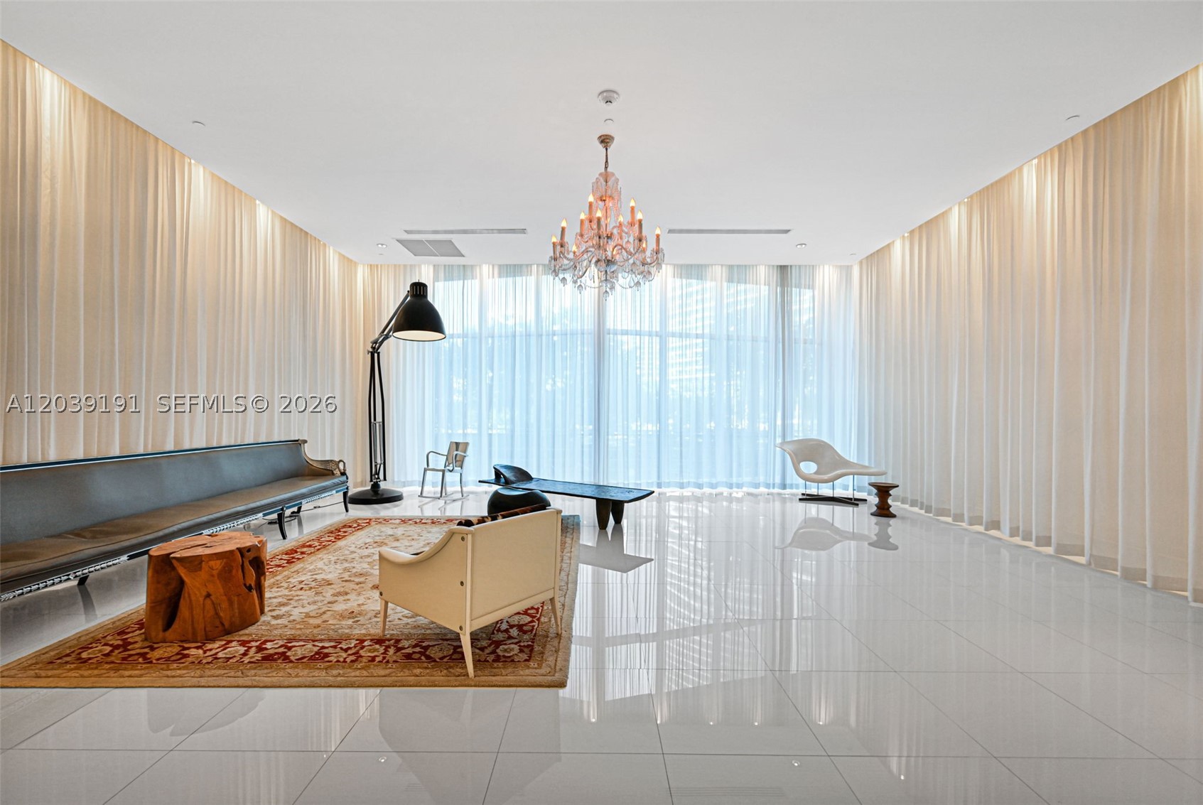 475 Brickell Ave #3113, Miami FL 33131