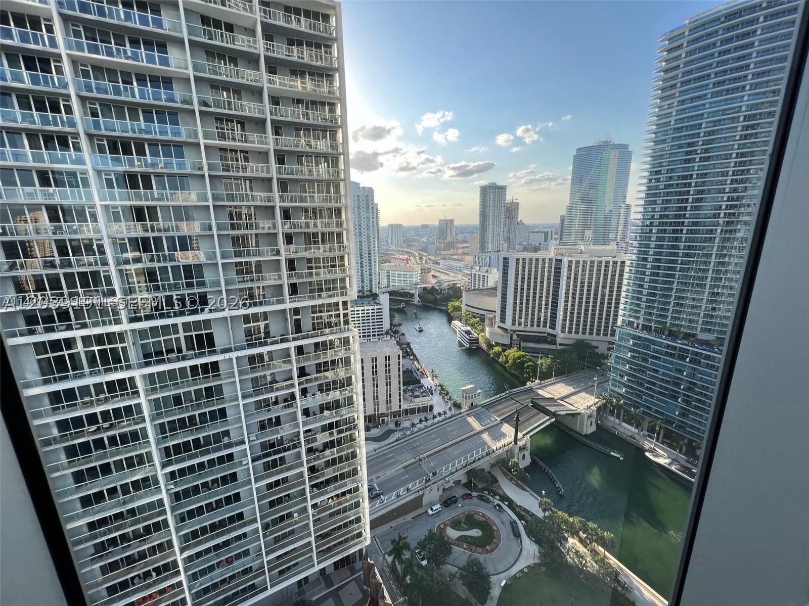475 Brickell Ave #3113, Miami FL 33131