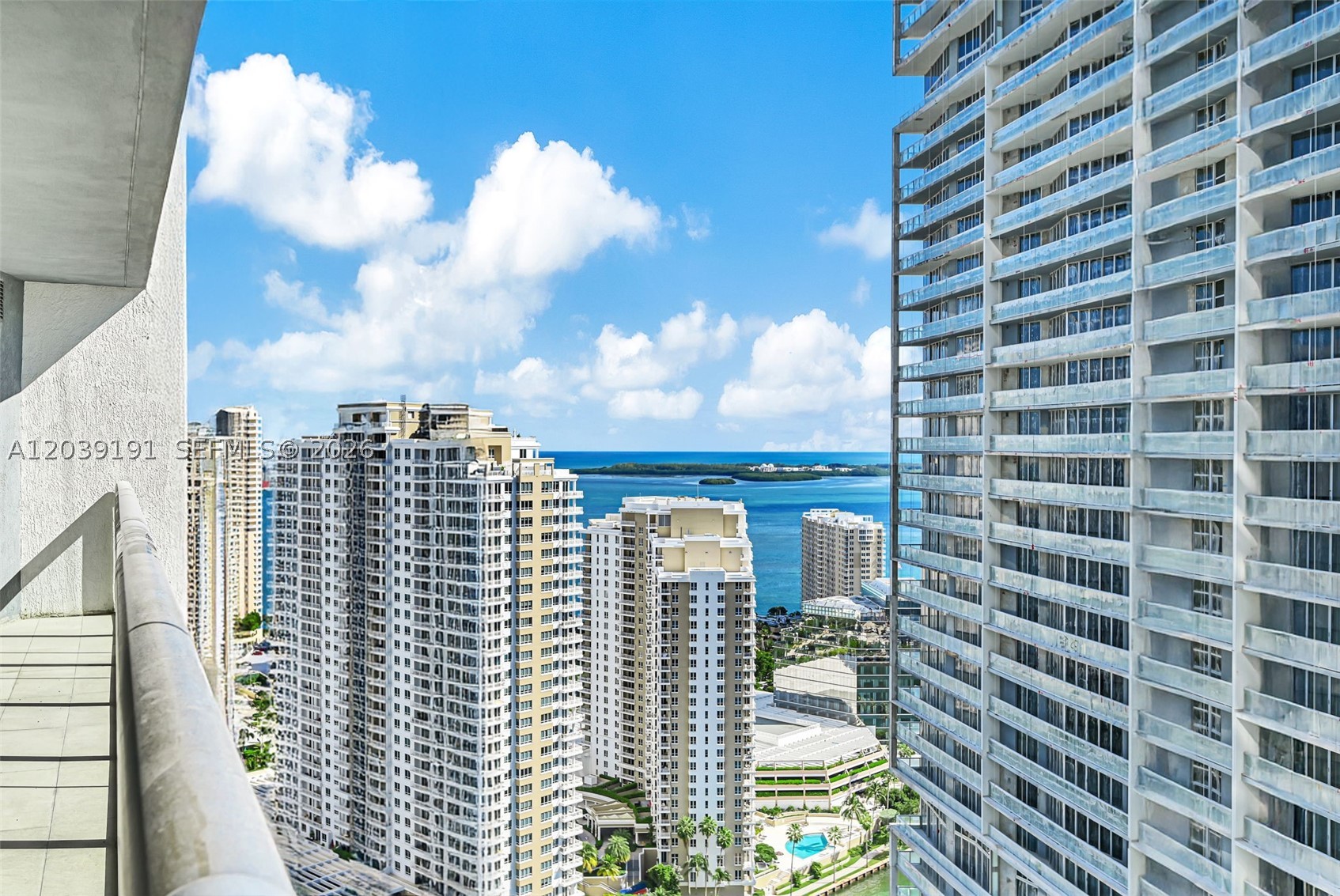 475 Brickell Ave #3113, Miami FL 33131