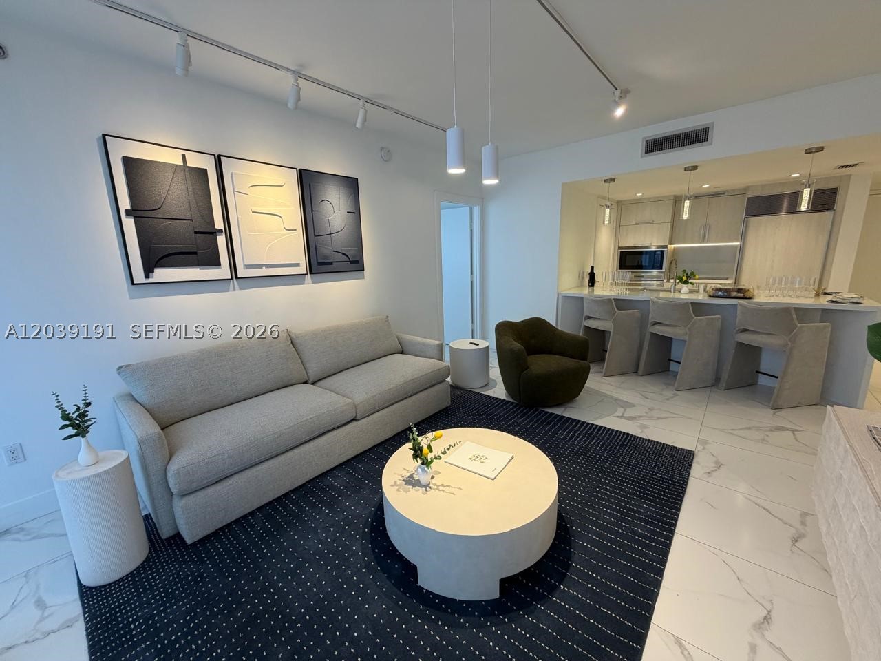475 Brickell Ave #3113, Miami FL 33131