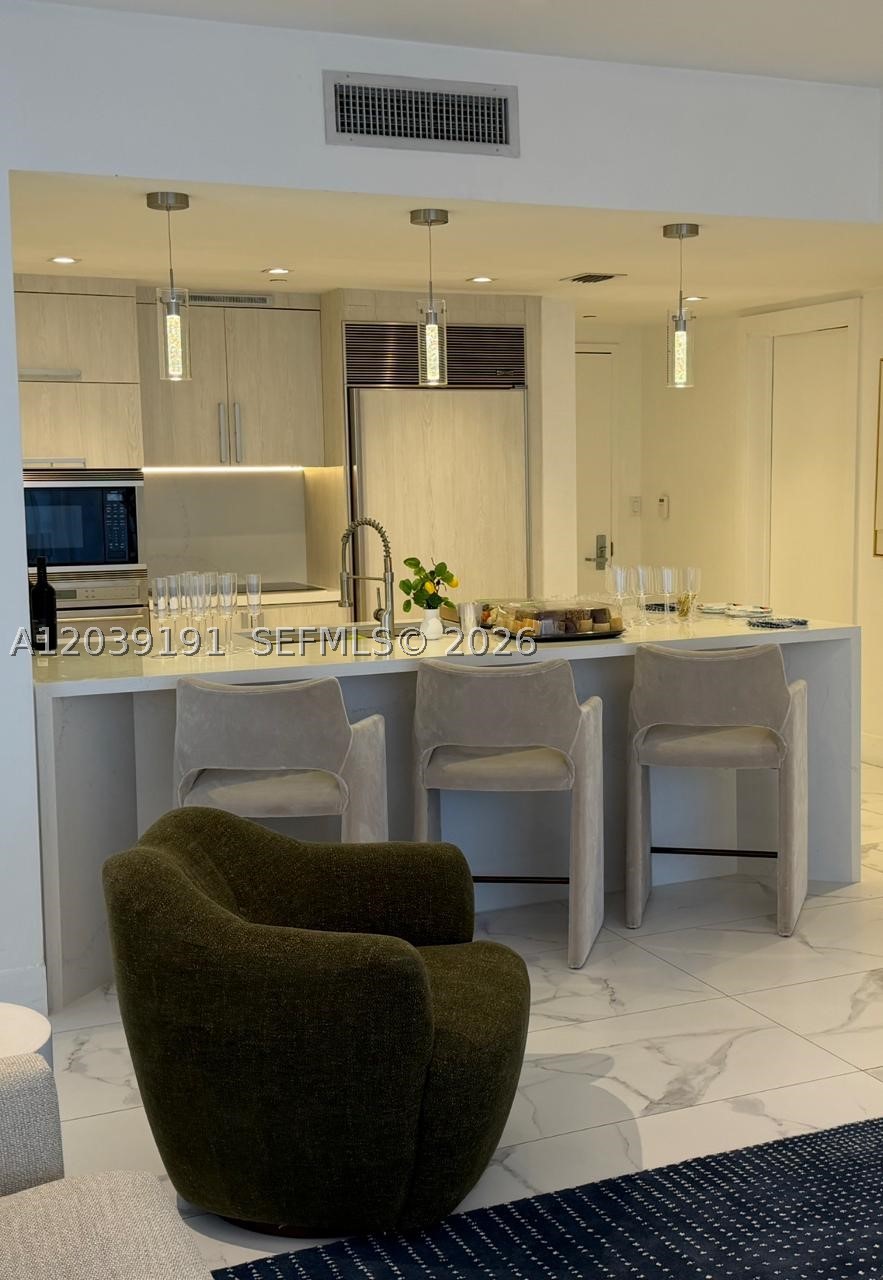 475 Brickell Ave #3113, Miami FL 33131