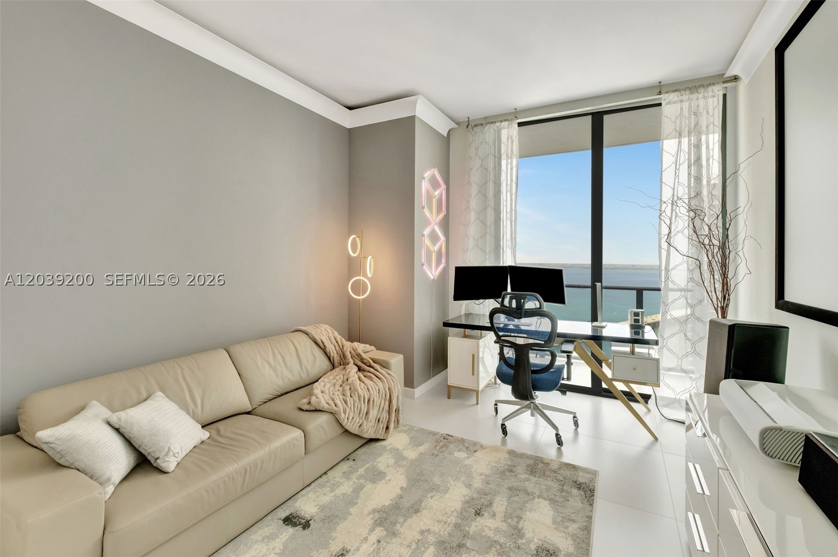 501 NE 31st St #PH4302, Miami FL 33137