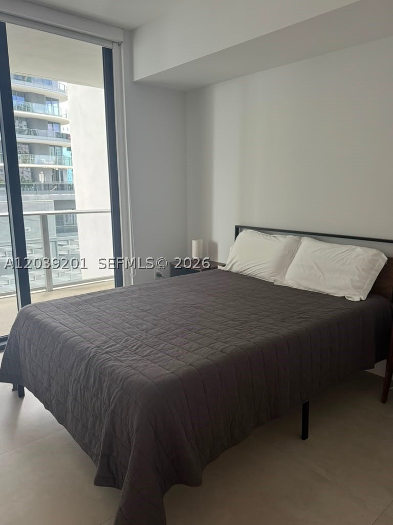 1010 Brickell Ave #1807, Miami FL 33131