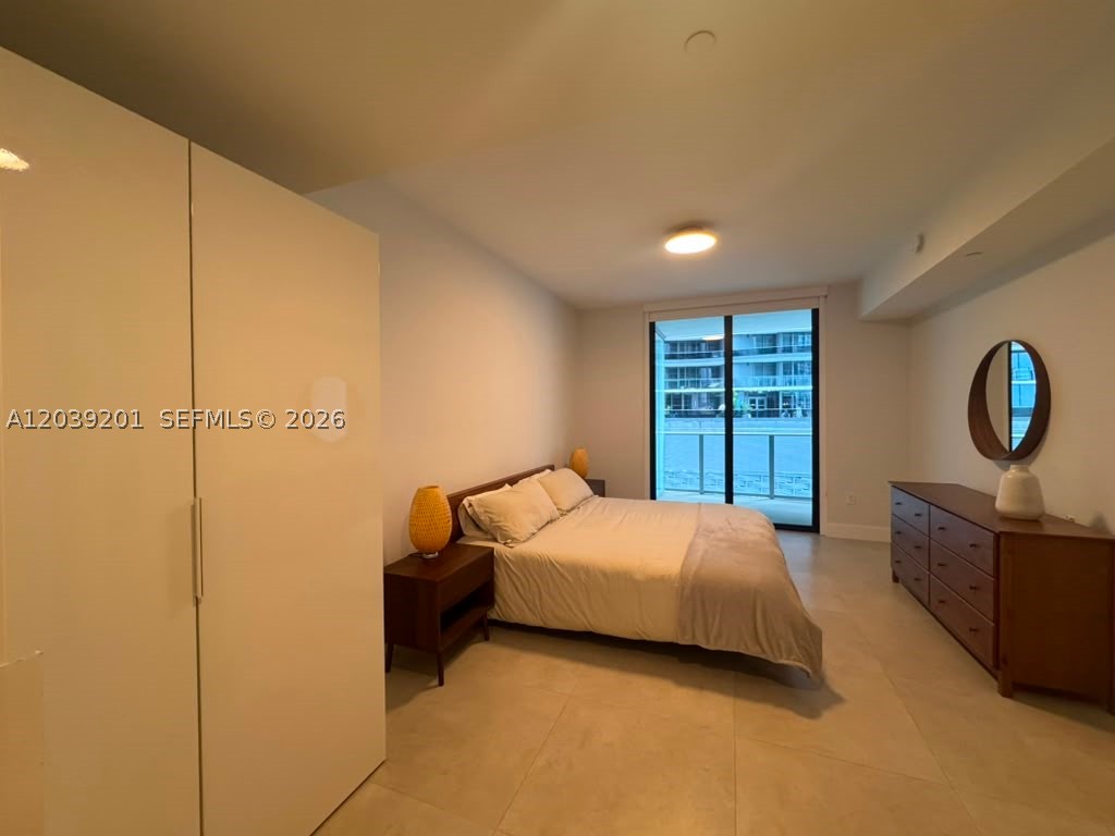 1010 Brickell Ave #1807, Miami FL 33131