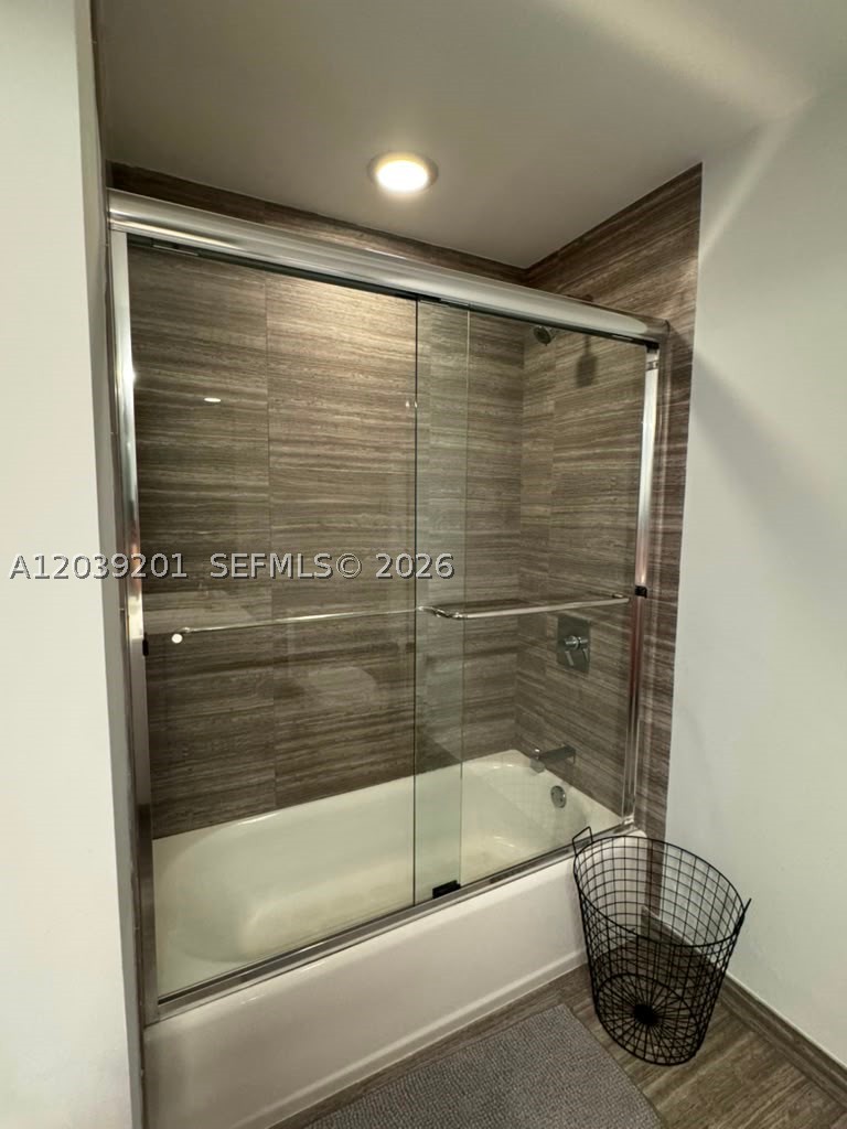 1010 Brickell Ave #1807, Miami FL 33131