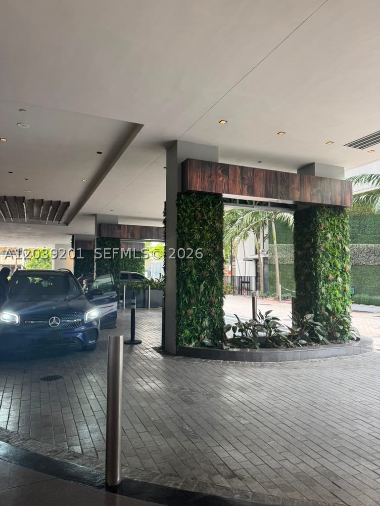 1010 Brickell Ave #1807, Miami FL 33131