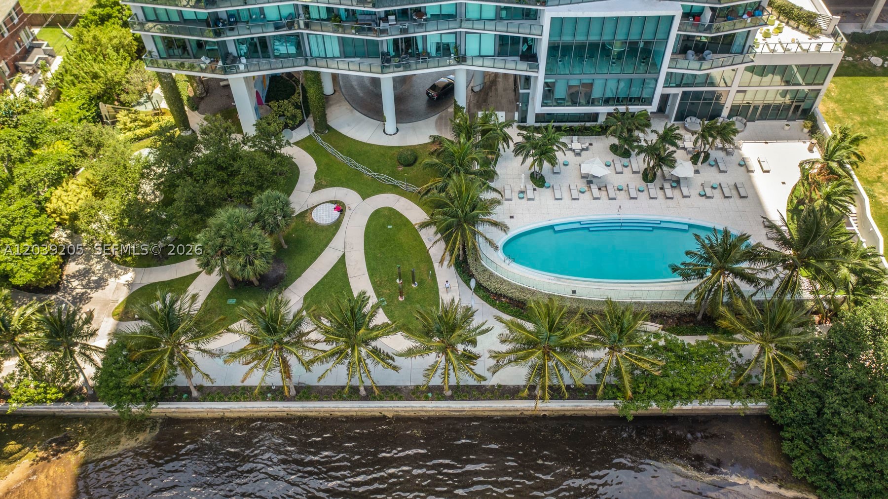 460 NE 28th St #805, Miami FL 33137