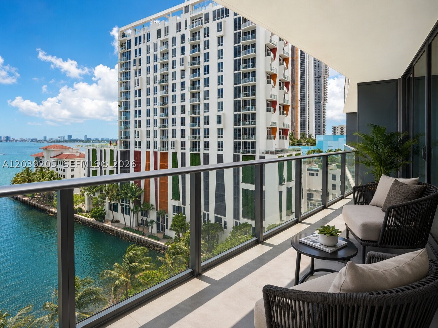 460 NE 28th St #805, Miami FL 33137