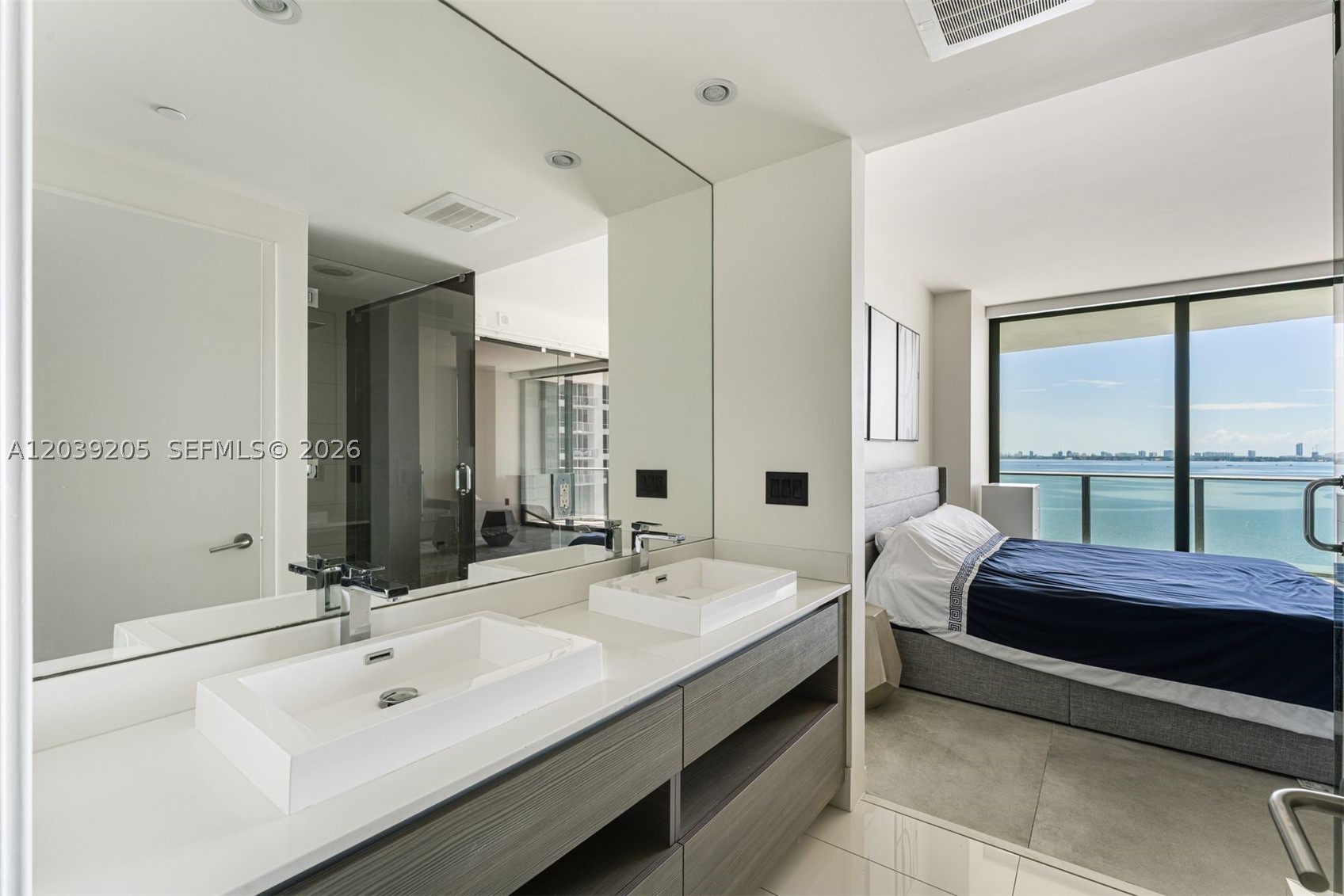 460 NE 28th St #805, Miami FL 33137