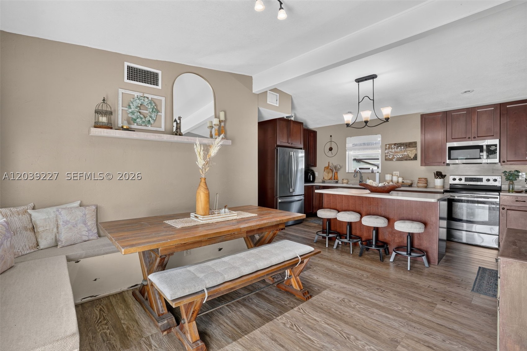 11300 SW 40th St, Miami FL 33165