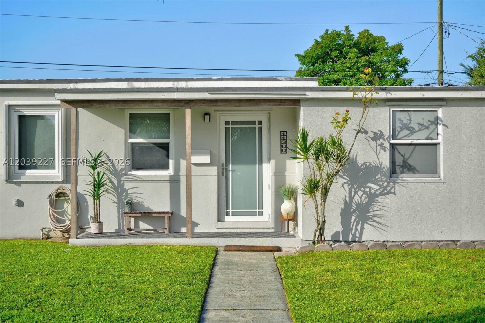 11300 SW 40th St, Miami FL 33165