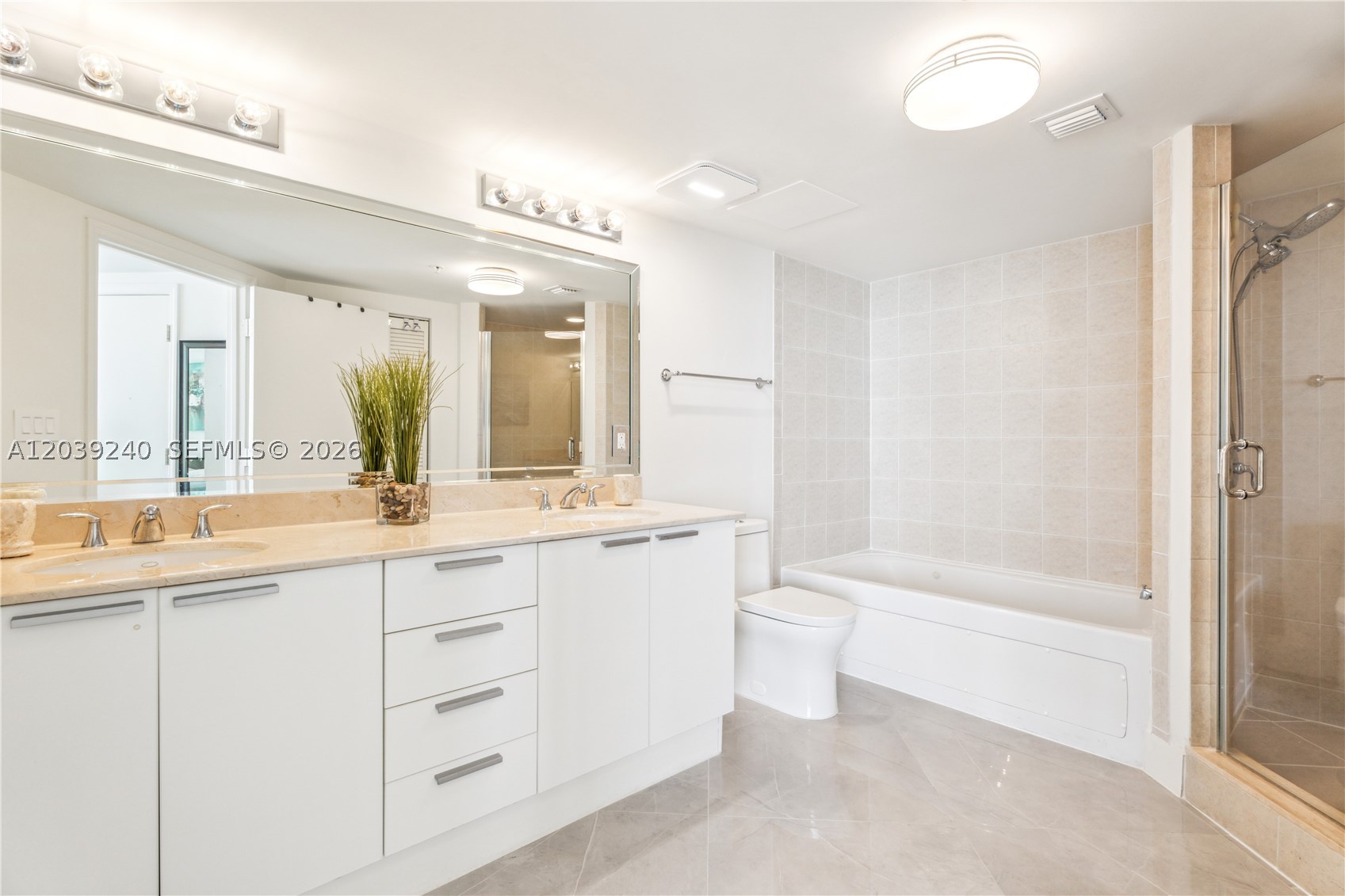 16699 Collins Ave+ONE SELF PARKING #4110, Sunny Isles Beach FL 33160