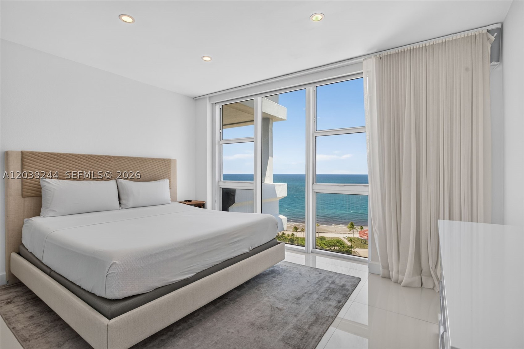 10275 Collins Ave #1521, Bal Harbour FL 33154