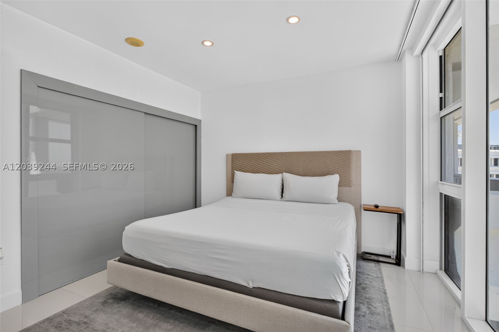 10275 Collins Ave #1521, Bal Harbour FL 33154