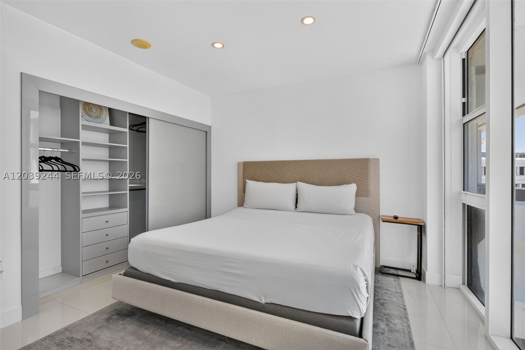 10275 Collins Ave #1521, Bal Harbour FL 33154