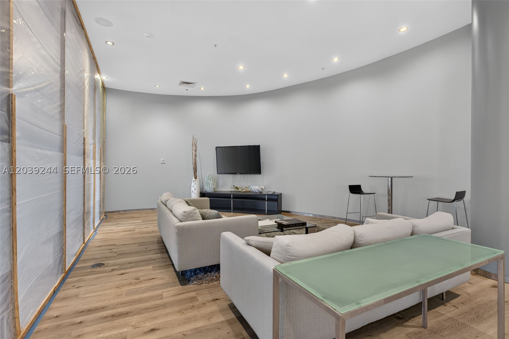 10275 Collins Ave #1521, Bal Harbour FL 33154