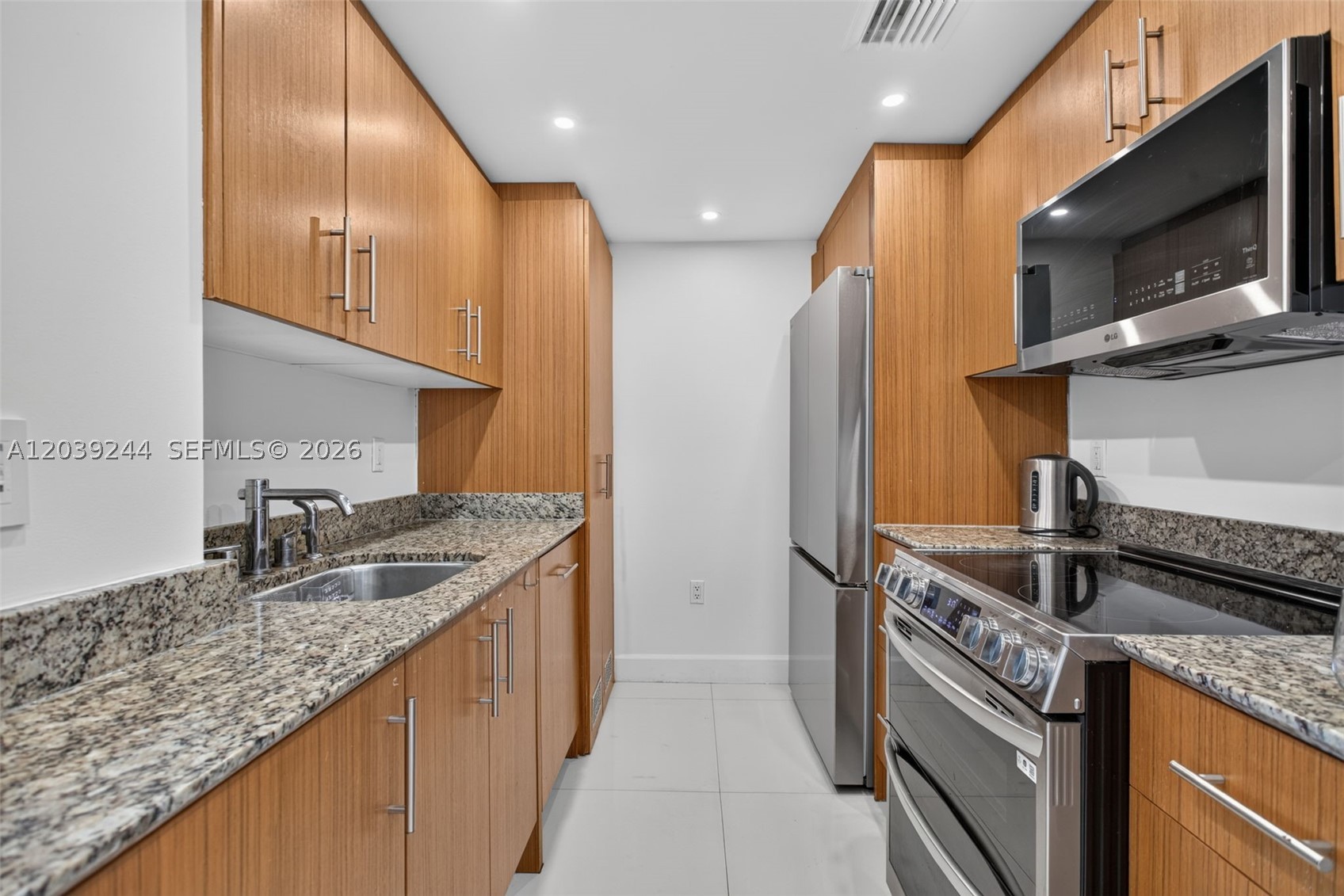 10275 Collins Ave #1521, Bal Harbour FL 33154