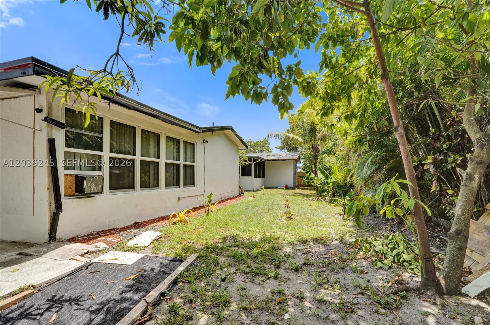 6280 SW 8th Pl, North Lauderdale FL 33068