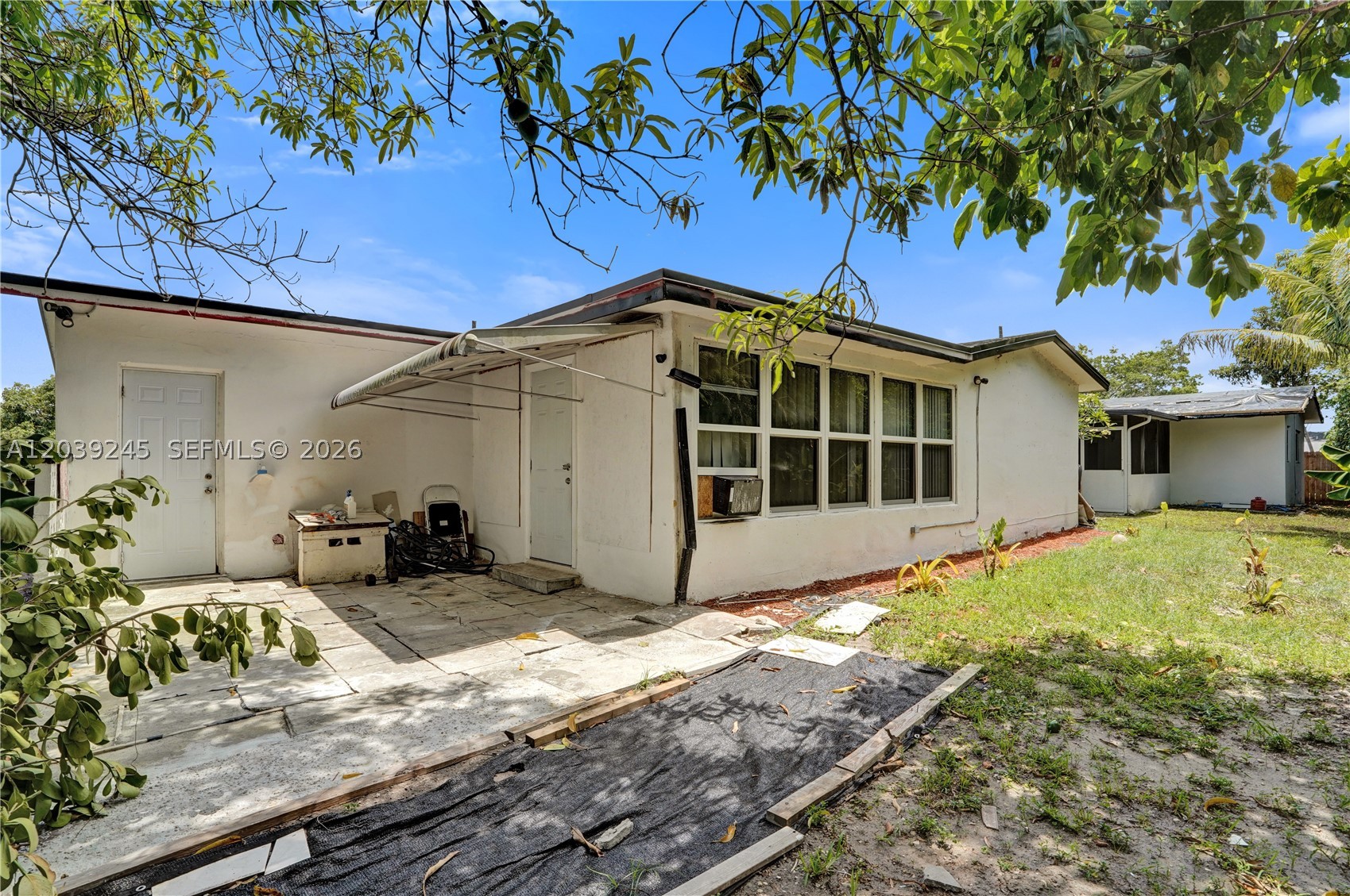 6280 SW 8th Pl, North Lauderdale FL 33068