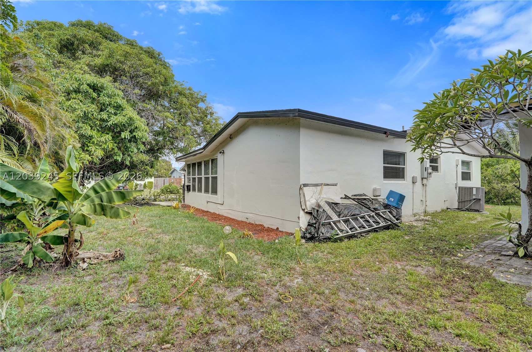 6280 SW 8th Pl, North Lauderdale FL 33068