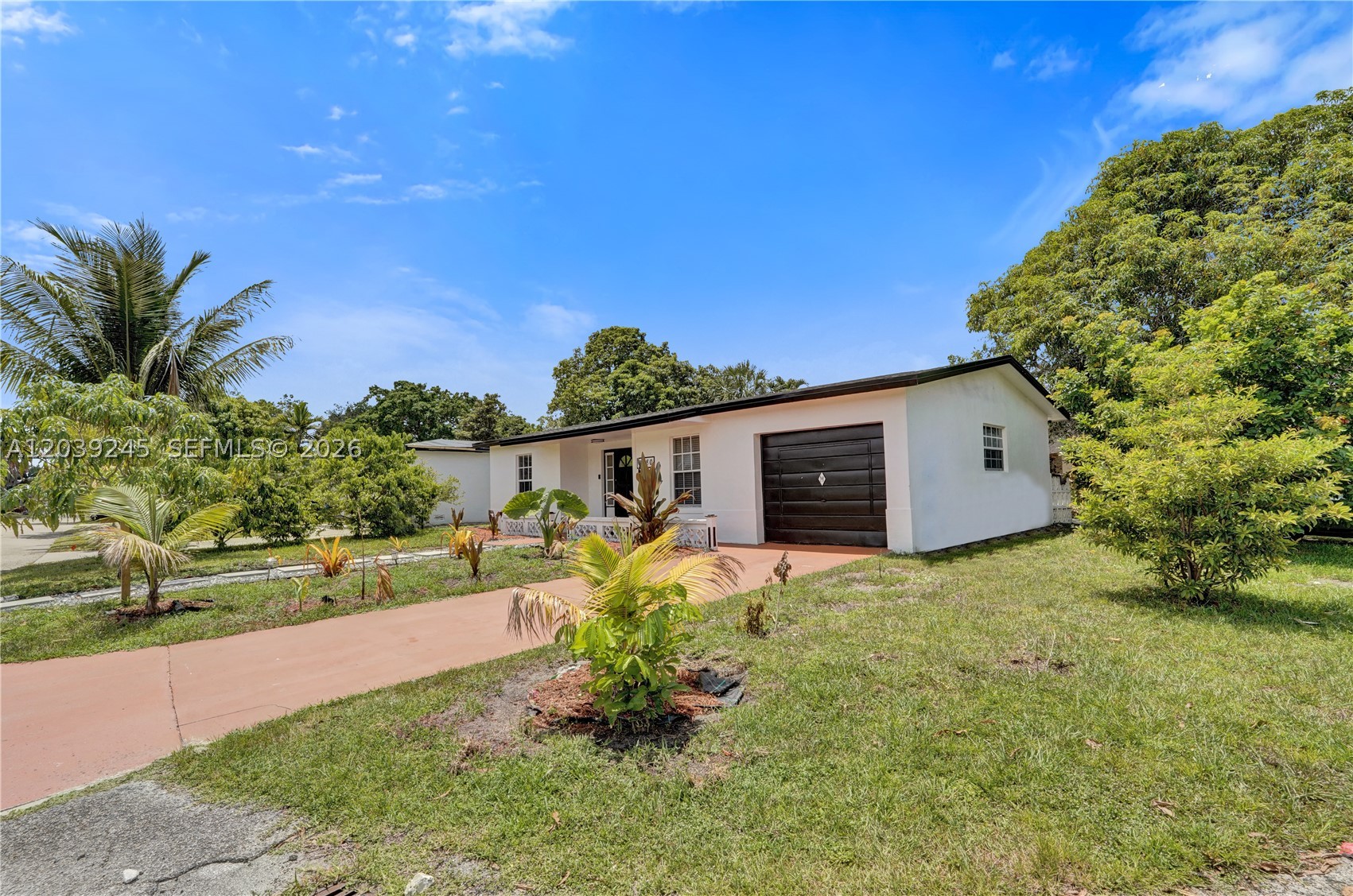 6280 SW 8th Pl, North Lauderdale FL 33068